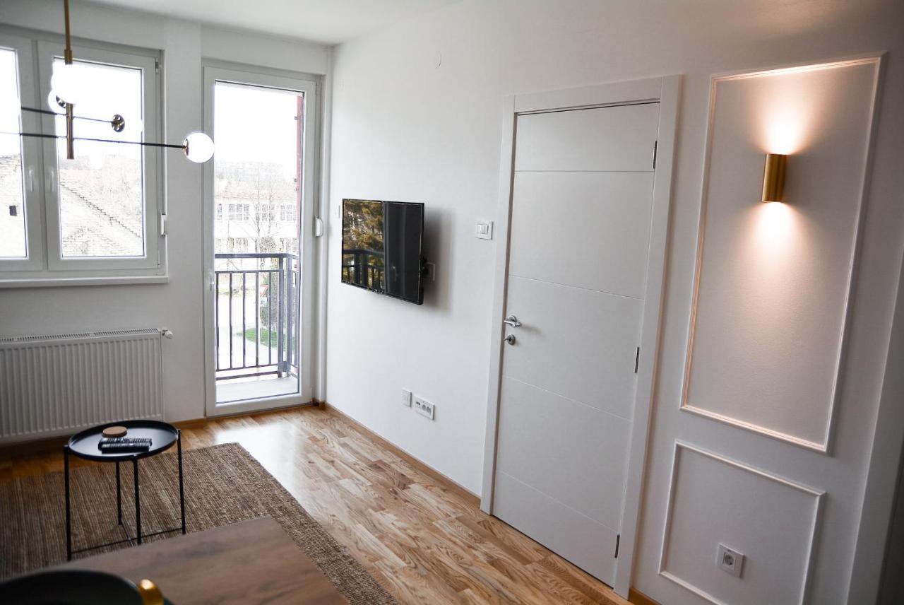 Crown Apartment Subotica Luaran gambar