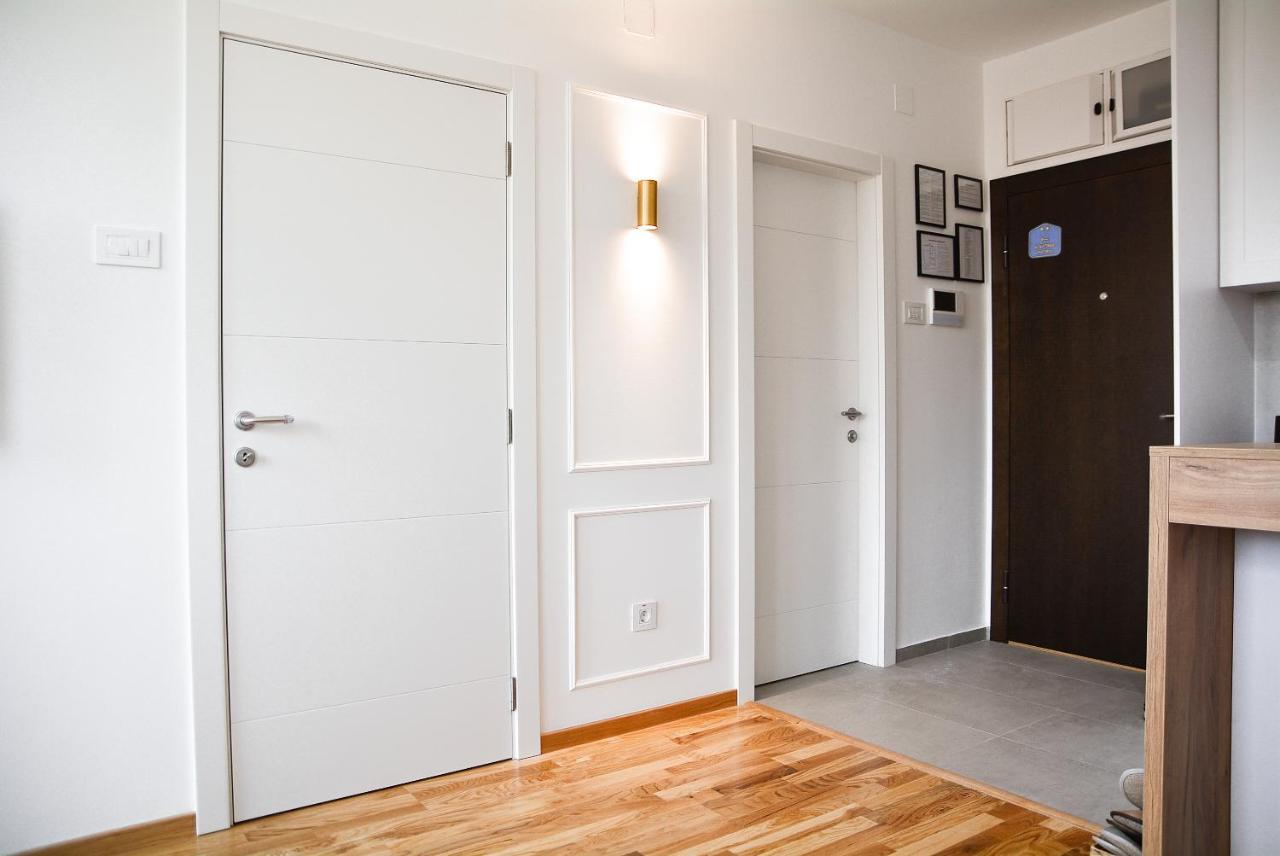 Crown Apartment Subotica Luaran gambar
